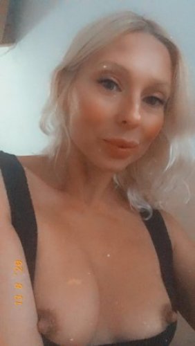 Индивидуалка Полина